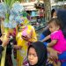 Momen Maulidur Rasul, Anak Jalanan pun Terimbas Kebahagiaan