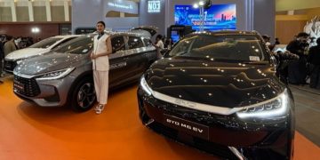 BYD M6 DM Jadi Sorotan di GIIAS Surabaya 2026