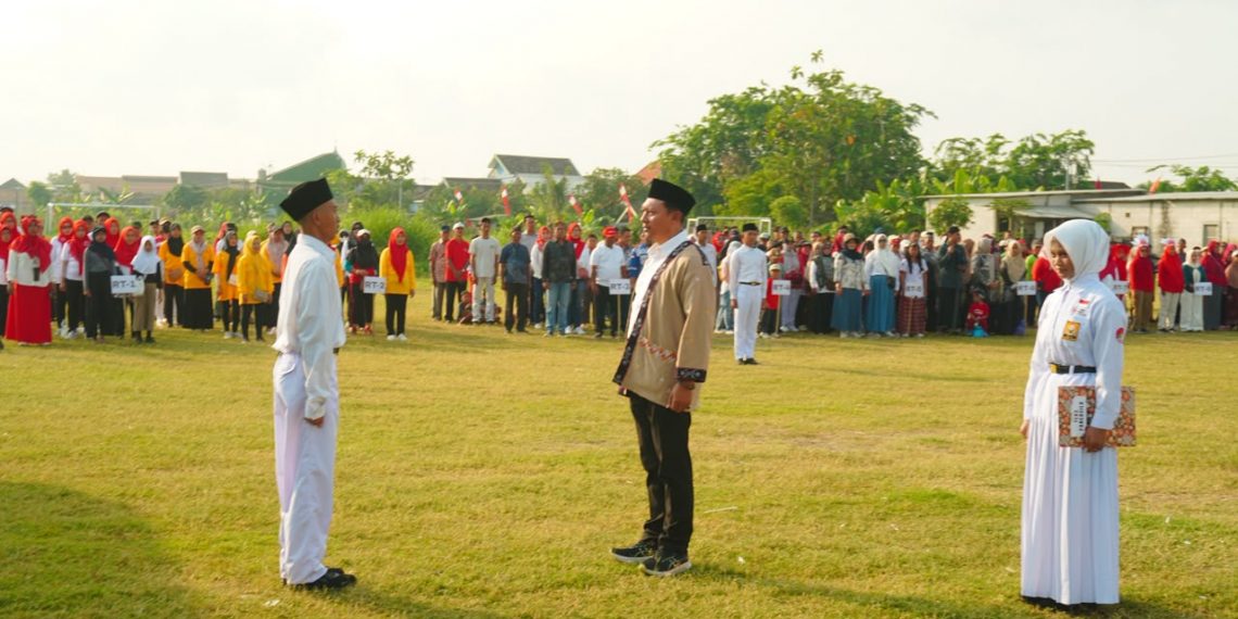 Semarak Kemerdekaan di Desa Tebel, Kartar RW 05 Gelar Upacara HUT ke-81 RI hingga Pembagian Penghargaan Busana Unik