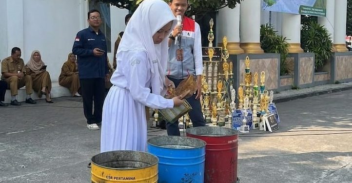 Wujudkan Sekolah Hijau, SMP Negeri 1 Sedati Gelar Kampanye Pengelolaan Sampah