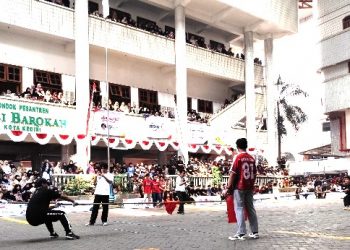 Perkuat Nasionalisme Santri, Ponpes Wali Barokah Kediri Gelar Lomba Tradisional HUT ke-81 Kemerdekaan RI