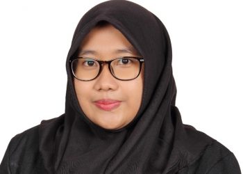 Fairuz Zahirah, Alumni UNAIR yang Jembatani Perspektif Hukum dalam Inovasi Teknologi di ITS