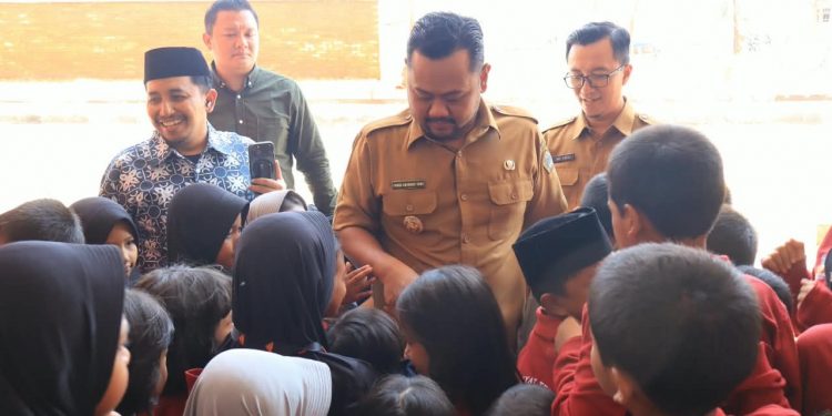 Perkuat Pengasuhan Sekolah Rakyat, Bupati Gresik Dorong Pendampingan Peserta Didik dan Keluarga