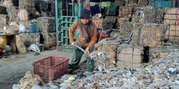 Perjuangan ‘Sunyi’ Ainul Zurroh, Pengolah Sampah Mandiri: Berharap Kolaborasi dengan Pemerintah