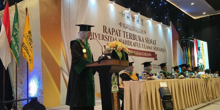Gelar Wisuda Ke-X, Plt Rektor UNUSIDA Tingkatkan Mutu Pelayanan Mendorong Semangat Berprestasi