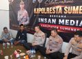 Kapolresta Sumenep Sambangi AMOS, Perkuat Sinergi Polisi dan Media Jaga Kamtibmas