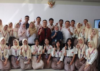 Pengabdian Masyarakat ITS 2026 Bekali Siswa SMK Negeri 5 Surabaya Strategi Marketing Halal