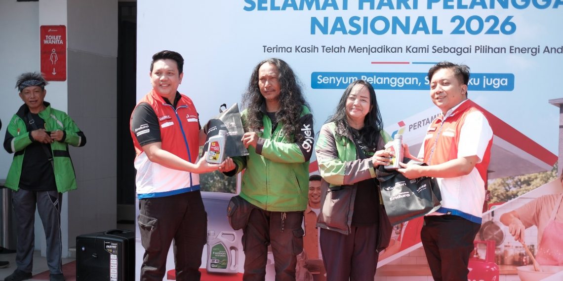 Hari Pelanggan Nasional, Pertamina Lubricants Sales Region V Manjakan Ojol: Mulai Ganti Oli Gratis hingga E-Voucher MyPertamina