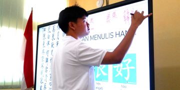 Kelas Bahasa Mandarin Bekali Siswa SMAN 1 Campurdarat Hadapi Dunia Kerja Global