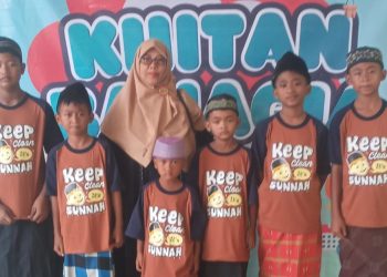 6 Anjal Terminal Gub Suryo Khitan Bersama di Masjid Baitussalam