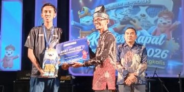 Final Kompetisi Nasional Kontes Kapal Indonesia, Tim Siti Busyro UMG Raih Juara Best Poster