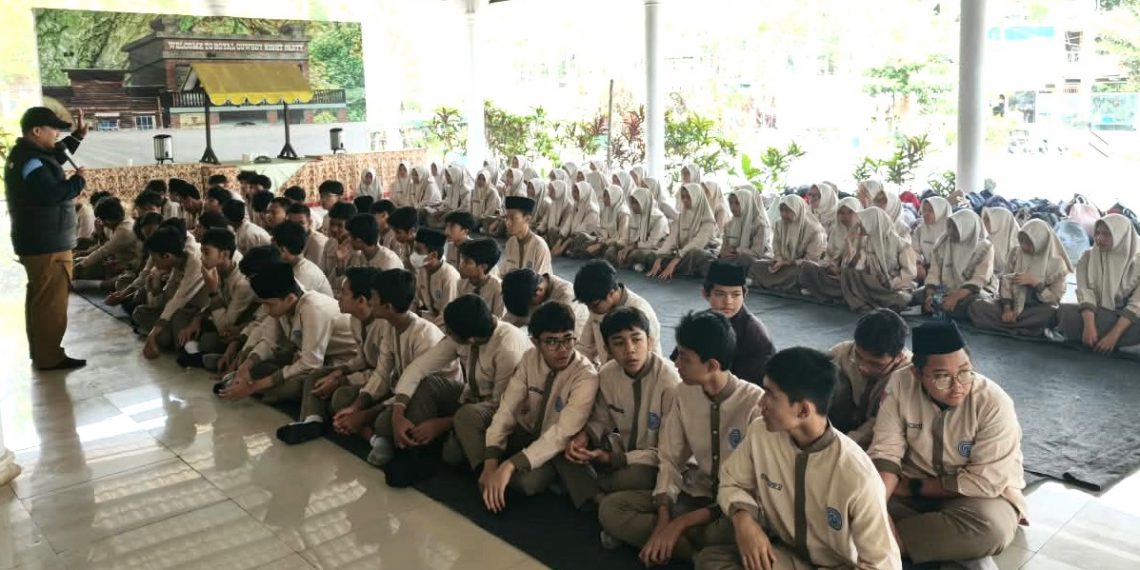 SMP Al Falah Darussalam Perkuat Mental dan Spiritual Siswanya Melalui Gelar AMT 2026
