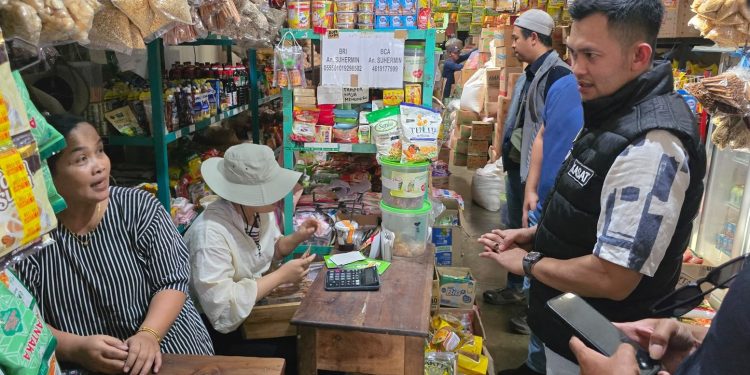 Sidak Beras di Kediri: Stok Aman, Harga Premium Masih Rp 14.900/Kg