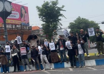 Momentum Sumpah Pemuda, Aliansi Akar Runjam Gelar Aksi Kritis di Pasuruan