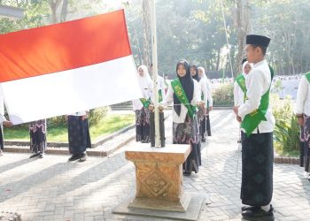 Peringati HSN 2026, MTsN 7 Kediri Libatkan 1.063 Siswa, Gaungkan Semangat Santri Kuatkan Negeri Menuju Indonesia Emas