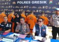 Polres Gresik Gulung Pengedar Sabu di Menganti, Tahan 5 Tersangka dan Sita 31,8 Gram Barang Bukti