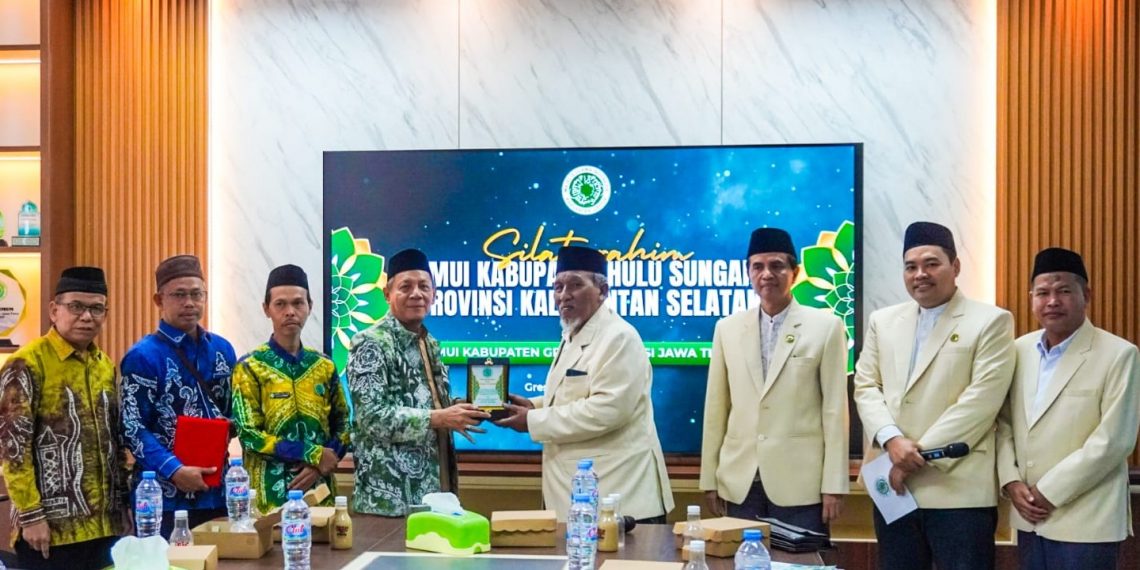 Bahas Strategi Pengembangan Organisasi, MUI Hulu Sungai Selatan Kunjungi MUI Gresik