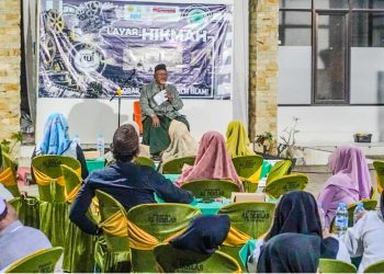 Layar Hikmah MUI Gresik, Ketum Kiai Rofiq Jelaskan Hak Mata dan Film Islami