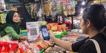 Dukung Digitalisasi Pasar Keputran, BRI Regional Office Surabaya Hadirkan Fasilitas WiFi untuk Permudah Transaksi QRIS