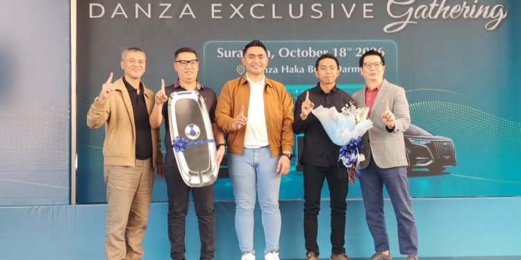 Danza New D9 dan Z9 GT Resmi Bisa Dipesan di Surabaya, Ada Flash Charging 1.500 kW