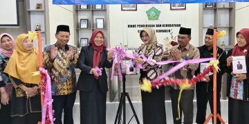 Tingkat Baca Rendah, GBL Sidoarjo Launching dan Bedah Buku Tiga Sekaligus