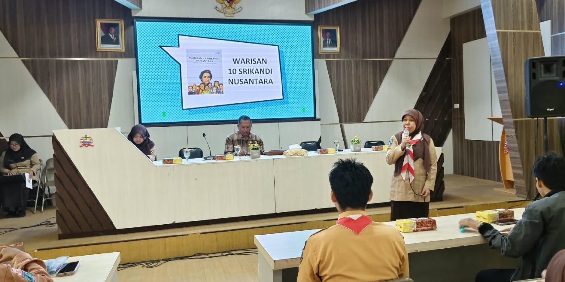 Semarakkan Bulan Bahasa, SMA Negeri 1 Sidoarjo Gelar Bedah Buku ‘Warisan 10 Srikandi Nusantara’