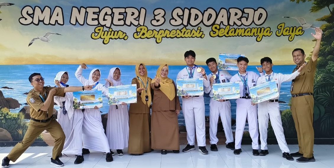 SMA Negeri 3 Sidoarjo Juara Umum di Ajang FIKSI Nasional 2026 