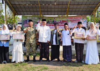 Ribuan Santri YPM Kompleks Sidoarjo Komitmen “Menguatkan Negeri, Menuju Indonesia Emas”