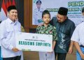 Pemkab Gresik – Baznas Salurkan Bantuan Pendidikan dan Pemberdayaan kepada Ratusan Siswa/Mahasiswa dan Masyarakat Senilai Rp 2,79 Miliar